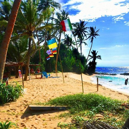 Akurala Beach Boutique Resort المظهر الخارجي الصورة